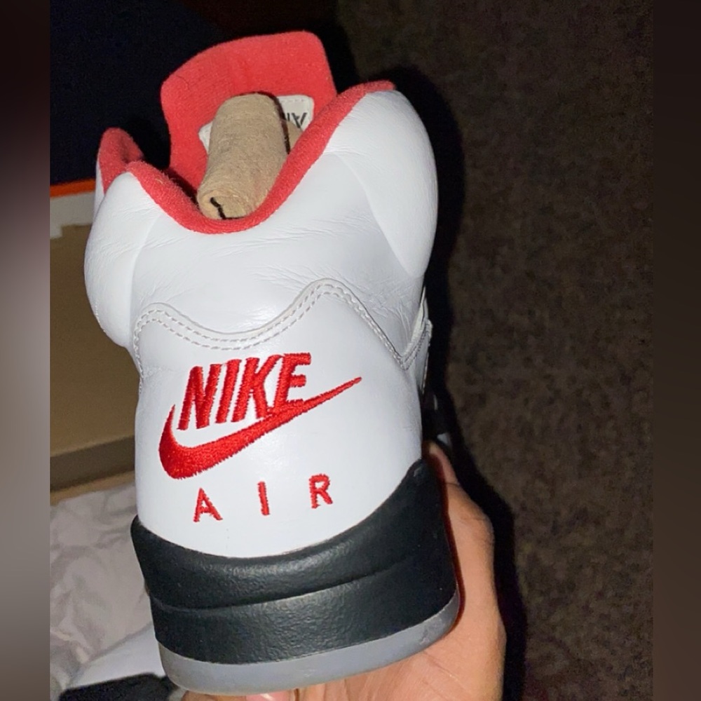 Jordan Retro 5 “fire red” OG